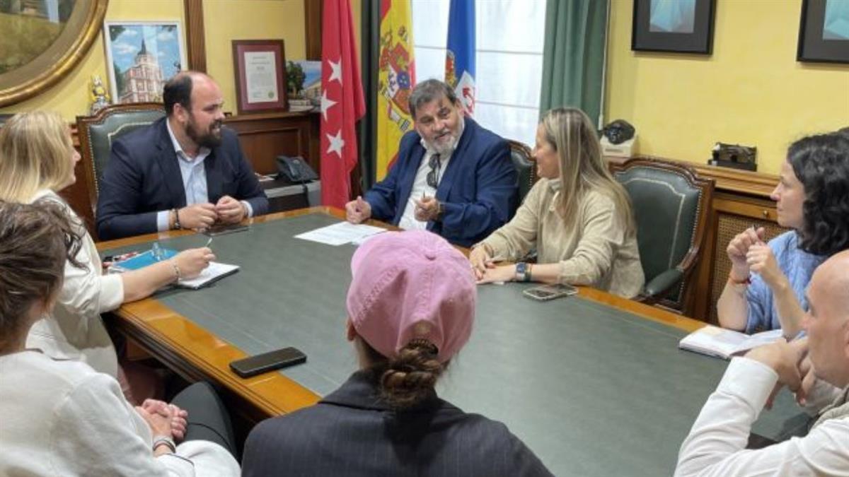 Se ha mantenido una reunión con la Asociación de Empresarios de Hostelería y Comercio Centro Aranjuez