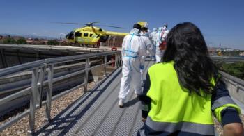 Debido a la gravedad del caso, fue trasladado en helicóptero al Hospital 12 de Octubre