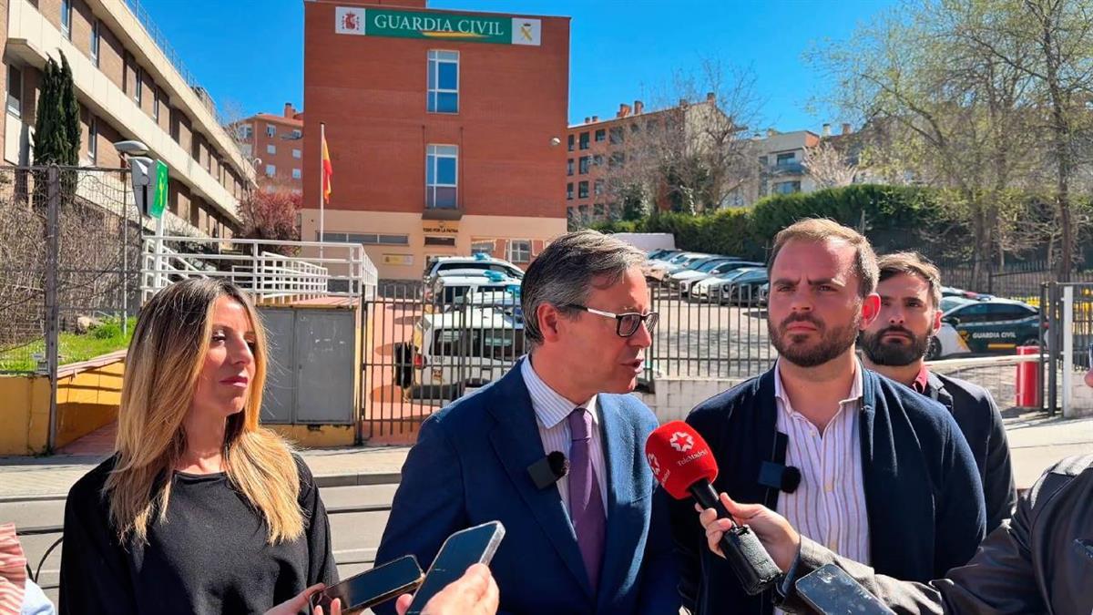 El alcalde denuncia una falta de efectivos que el delegado del Gobierno desmiente