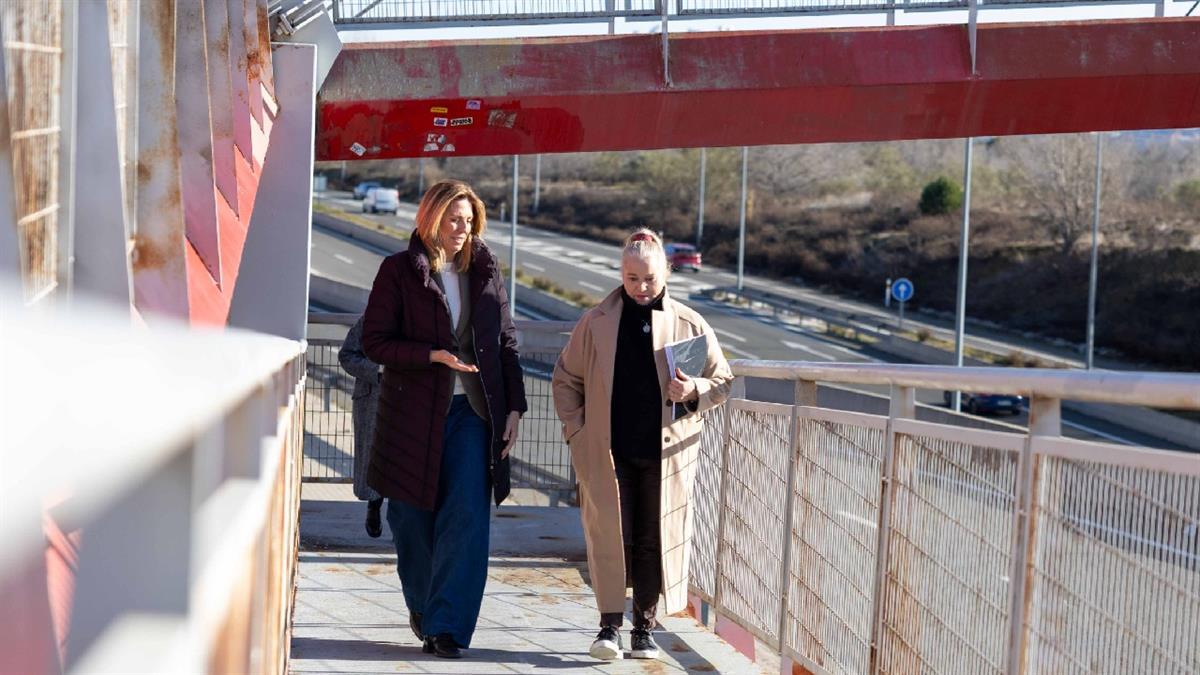 Arrancan los trabajos de renovación de una de las pasarelas peatonales de la M-503