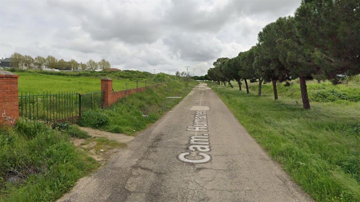El Ayuntamiento invertirá cerca de 143.000 euros para renovar una de las principales vías de conexión con Humanes de Madrid. Las obras comenzarán tras el proceso de licitación.