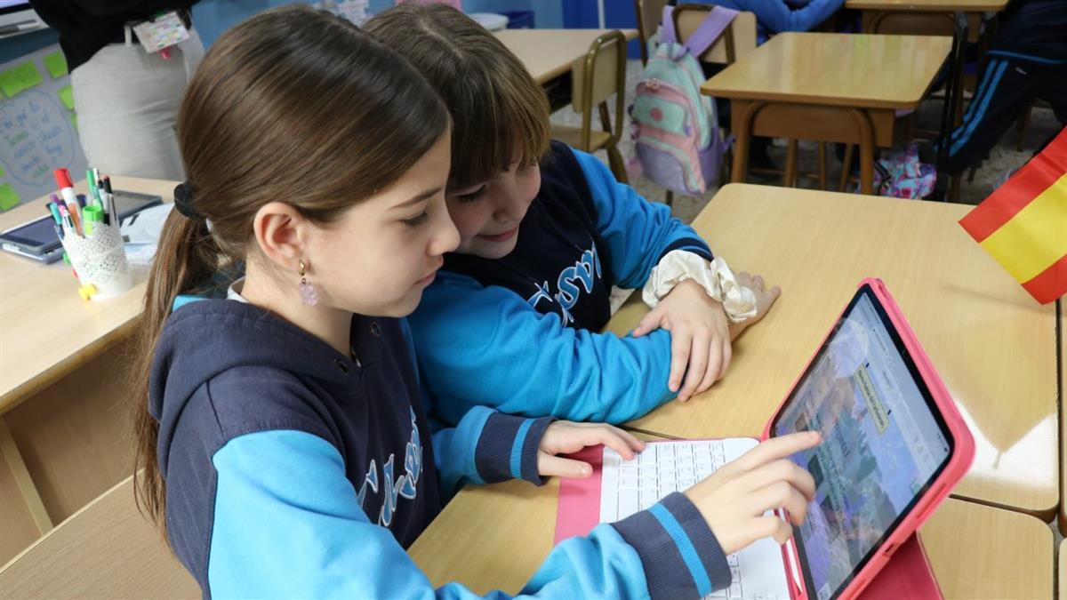 La educación moderna propone usar la IA como un aliado estratégico 