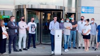 El pasado viernes se concentraron en Alcobendas para manifestarse en contra de la resolución de la FET sobre dejar fuera de las Olimpiadas a Tortosa