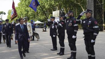 El alcalde ha presidido el acto de conmemoración de la festividad del cuerpo en El Retiro