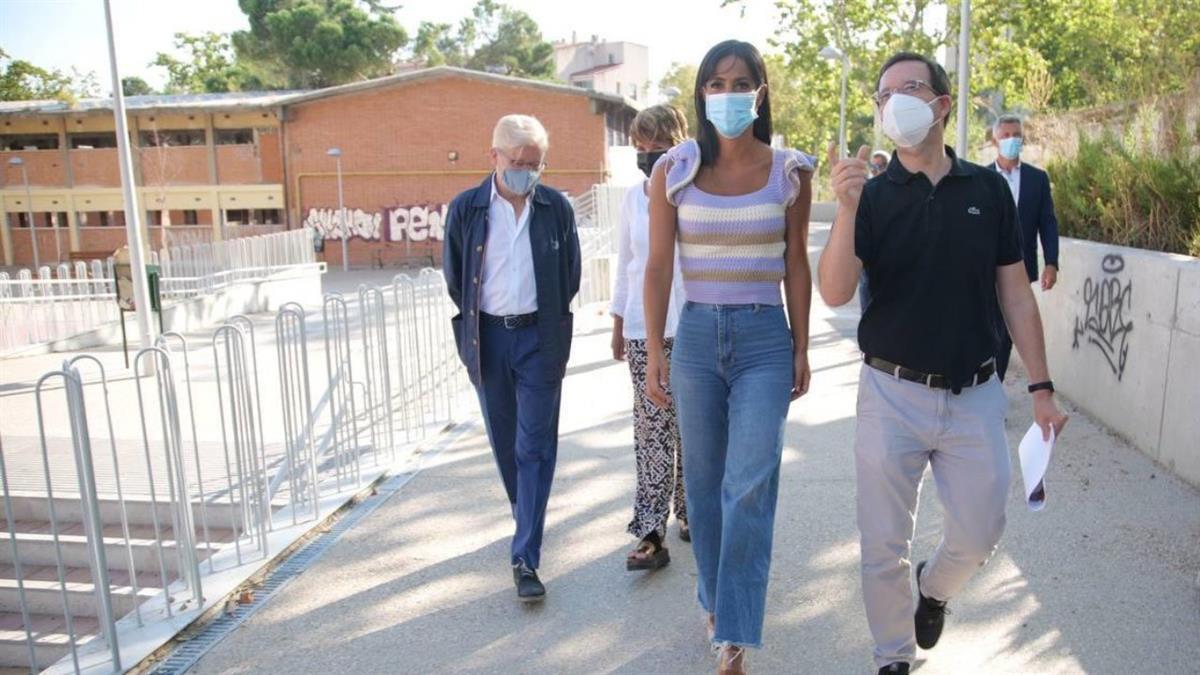 En su exterior contará con la 'Urban Zone de San Blas', una zona abierta al disfrute de los vecinos que incluirá equipamiento deportivo