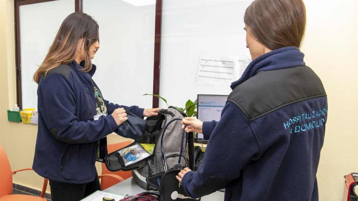 Combina la asistencia presencial con la telemática y el usuario tiene a su disposición un número de teléfono móvil al que poder llamar ante cualquier incidencia