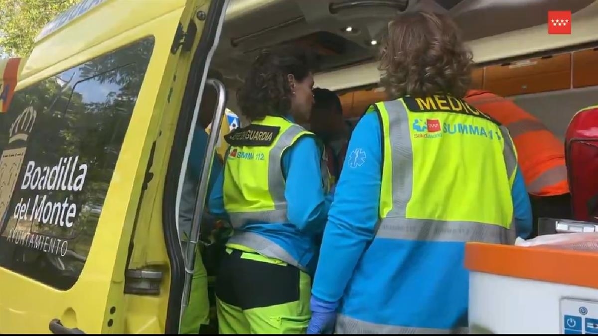 El joven fue arrollado por un turismo mientras cruzaba en bicicleta por un paso de peatones