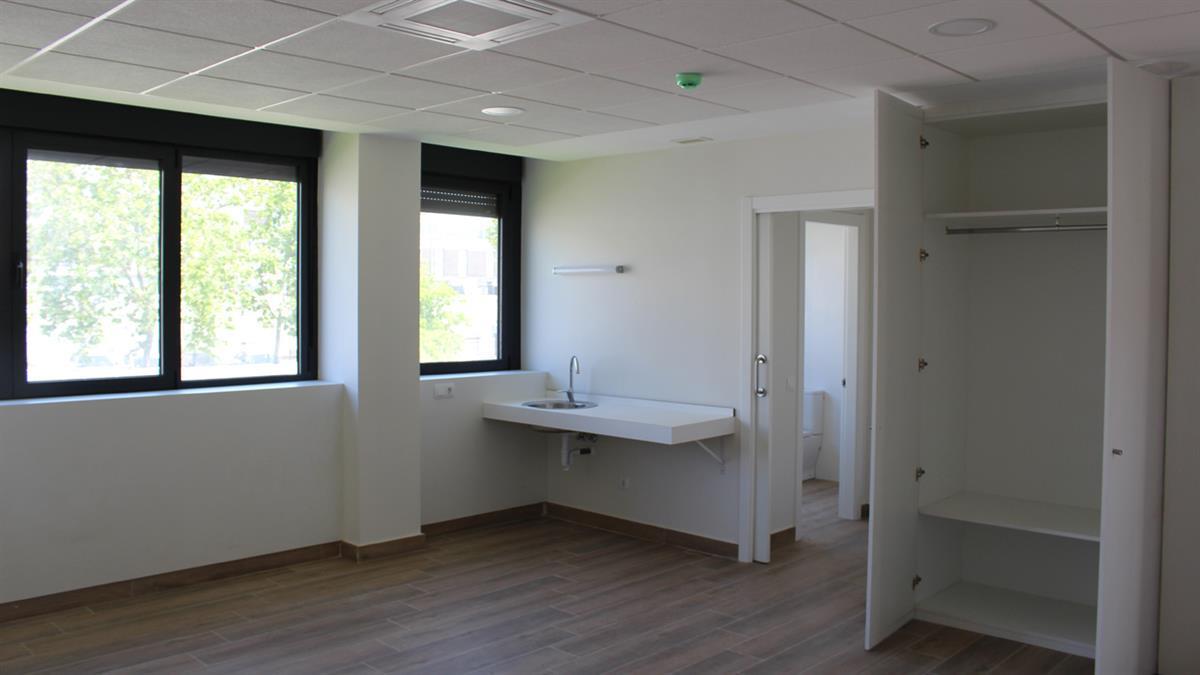 La Comunidad licita la gestión de uno de los cuatro centros de acogida de la región