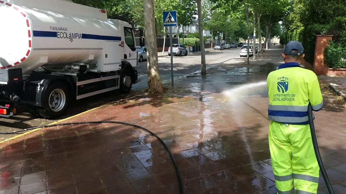El Ayuntamiento de Fuenlabrada eleva un 74% el presupuesto en el nuevo contrato de limpieza viaria y mantenimiento de zonas verdes del barrio