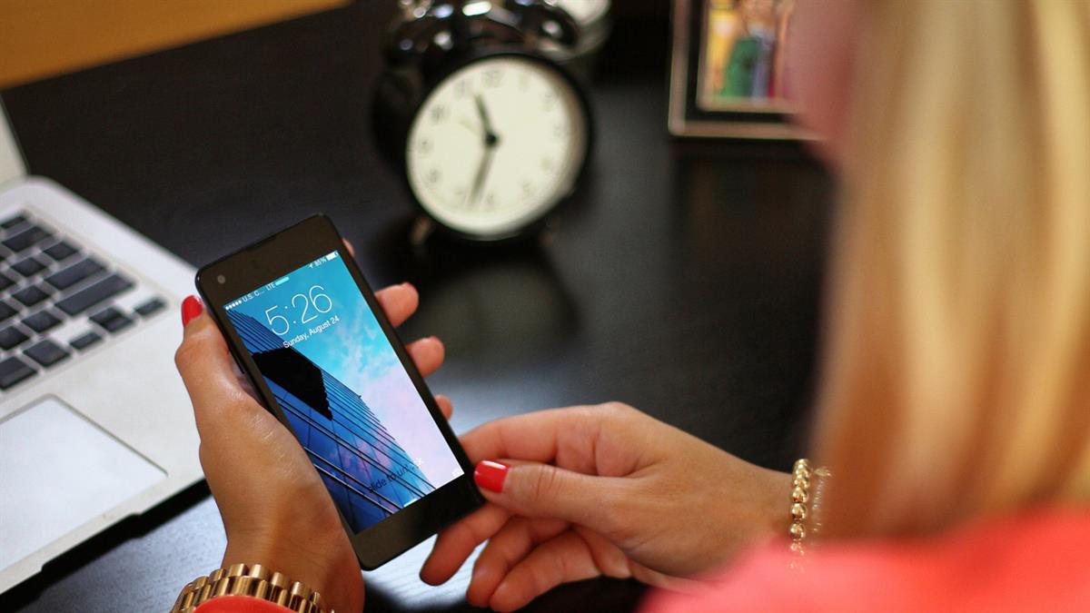 La cantidad destinada a este apoyo económico es de 2 millones repartida en 2 pagos a cerca de 400 empresarios y trabajadores por cuenta propia