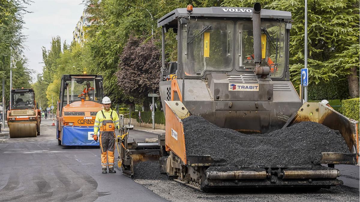 En la 1ª fase se han renovado 14 calles y avenidas, un total de 41.500 metros cuadrados de superficie 