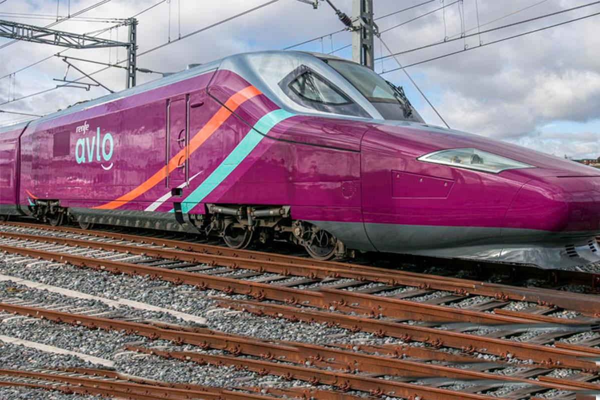 El ‘AVE low cost’ desembarca en Madrid a finales de mes