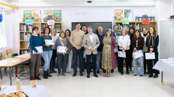 Once centros escolares sostenidos con fondos públicos han obtenido la subvención por la compra de mobiliario colaborativo y material robótica