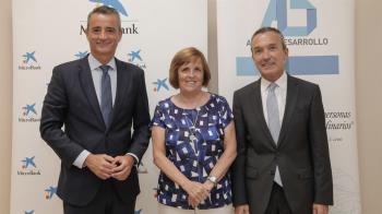Alcalá y MicroBank firman un convenio para ayudar en proyectos empresariales