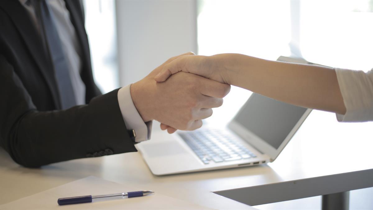 El Ayuntamiento destina 500.000 euros para que las empresas puedan generar nuevos puestos de trabajo