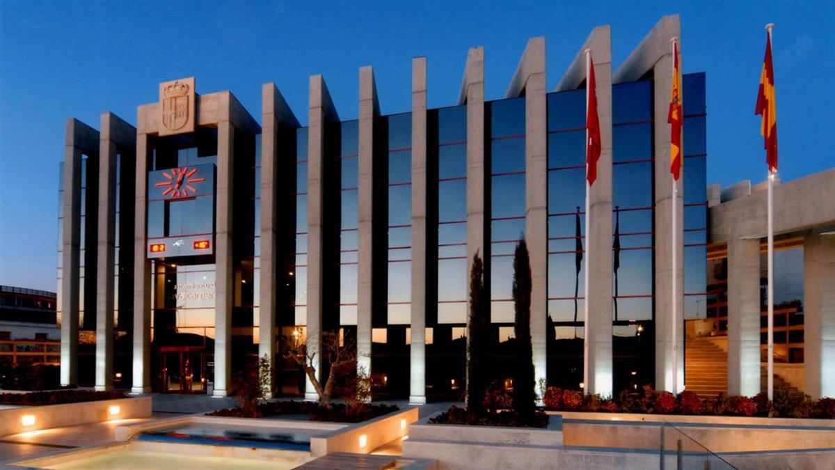 Permiten cubrir nóminas del personal, servicios y suministros de edificios