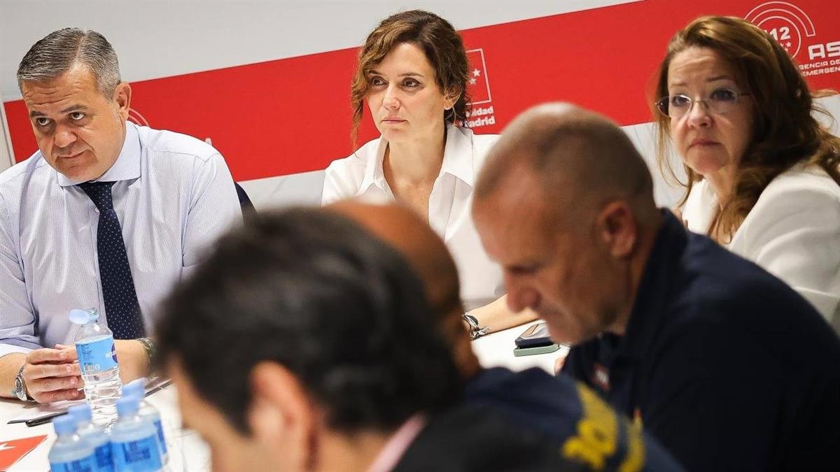 La presidenta de la Comunidad de Madrid tiende la mano a los afectados por el accidente ferroviario en Toledo