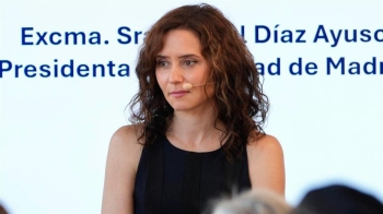 Ayuso habla del desahucio de Mari Carmen y acusa de “demagogia” al Gobierno