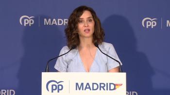La presidenta regional acusa a Sánchez de cerrar sus propios pactos "a espaldas de los españoles"