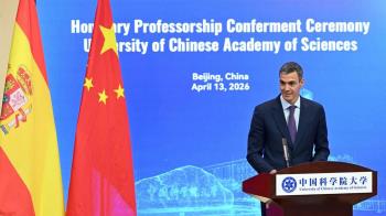 Isabel Díaz Ayuso critica las “alianzas” del presidente del Gobierno con el país asiático