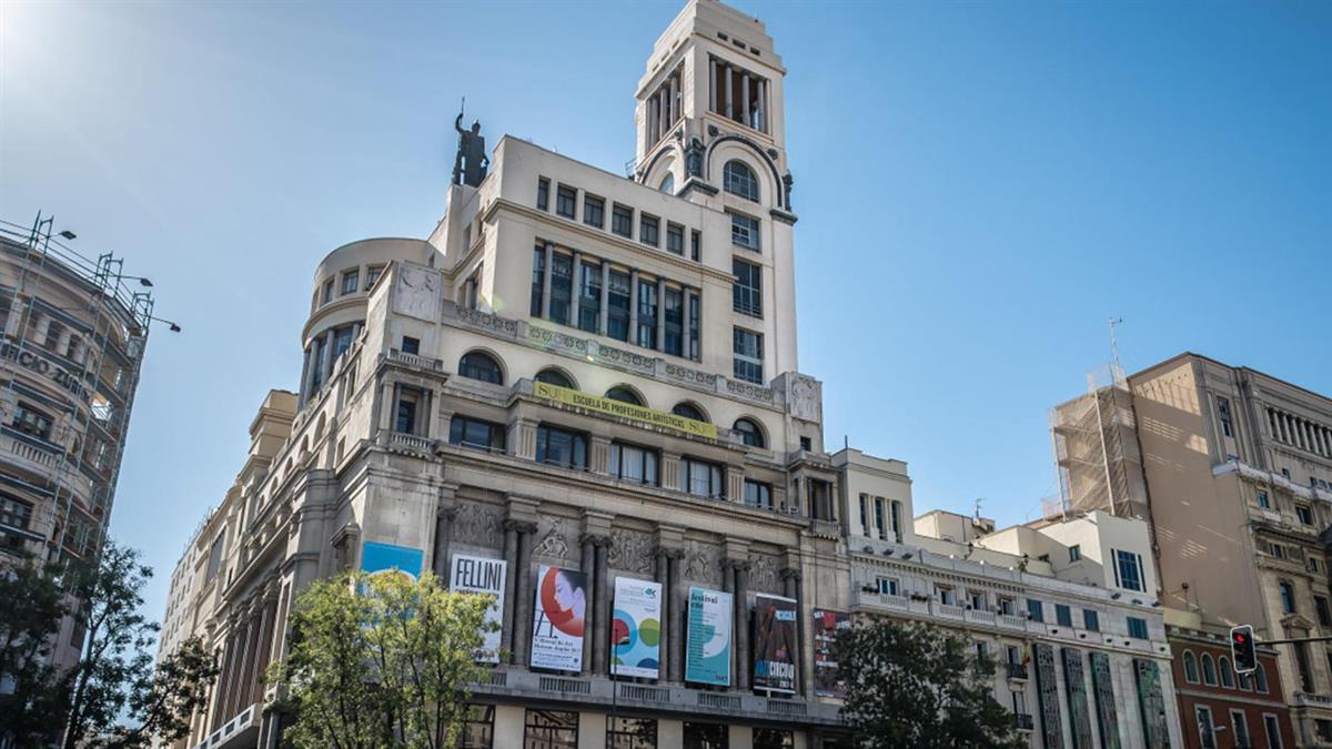 El Gobierno de la Comunidad facilitará así la programación artística del centro cultural