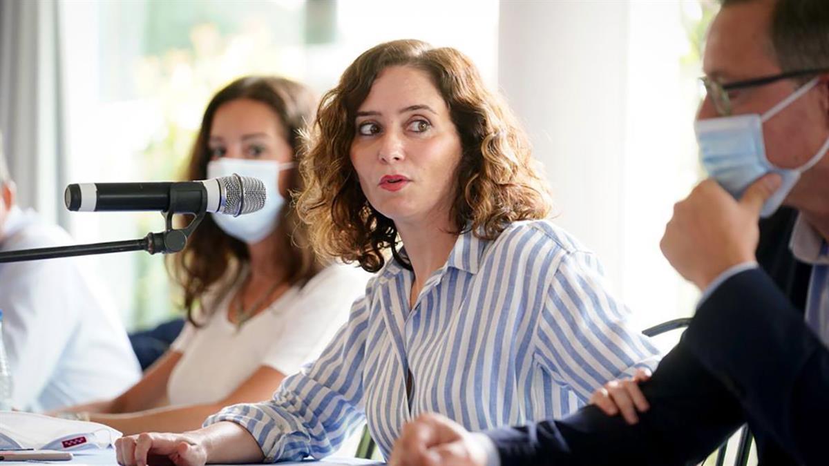 La presidenta madrileña acude al país norteamericano en busca de nuevos inversores para la región