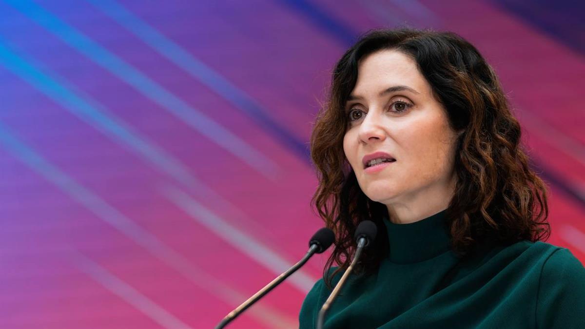 La presidenta de la Comunidad de Madrid critica la "ley del silencio" que "ha impuesto" el Gobierno de Sánchez
