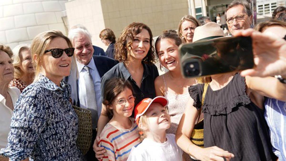 La presidenta ha participado en la celebración del 10 aniversario de la Fundación SHE