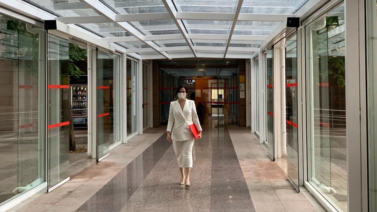 Bajada de impuestos, fomento de la natalidad y la ecología han marcado su discurso