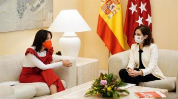 Díaz Ayuso se reúne con la delegada del Gobierno en Madrid para abordar la gestión  de asuntos comunes 
