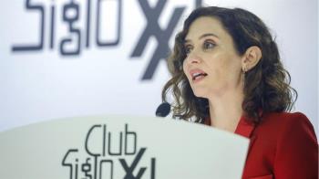 La presidenta regional acusa al PSOE de ser quien "montó" la manifestación y "se la entregó" a Más Madrid para que "liderase esto"