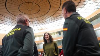 Ayuso agradece el trabajo de los profesionales de Seguridad y Emergencias