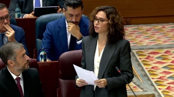 Ayuso carga contra el Gobierno en el marco de un debate marcado por la vivienda