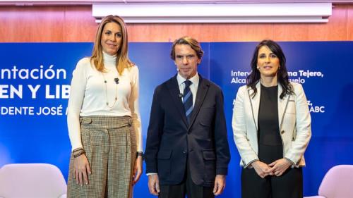 Aznar sobre los populismos: "nos llevan a una sociedad sin reglas"