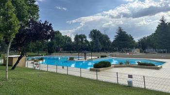 El gobierno de Sanse decide bajar los precios en Dehesa Boyal y se compromete con las familias 