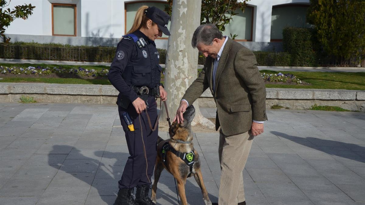La Unidad Canina de Policía Local del municipio estrena nuevo integrante