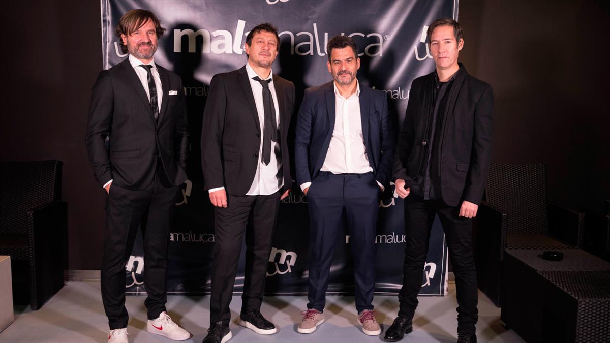 Su disco ‘Posmodernia’, producido por Guille Mostaza, se encuentra seleccionado entre los mejores álbumes de rock de todo el mundo