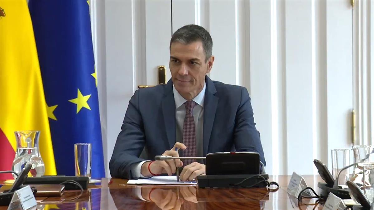 El Consejo de Ministros da luz verde al real decreto para "reforzar" la universalidad del SNS