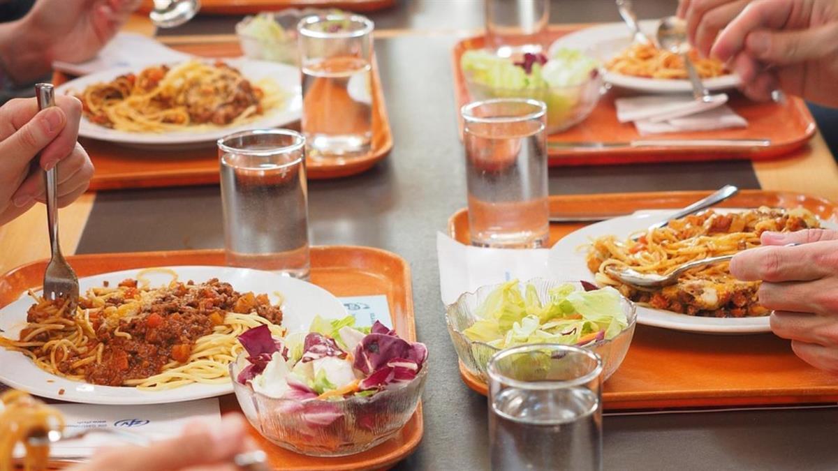 La ayuda asciende a 300 euros para todos los beneficiarios 