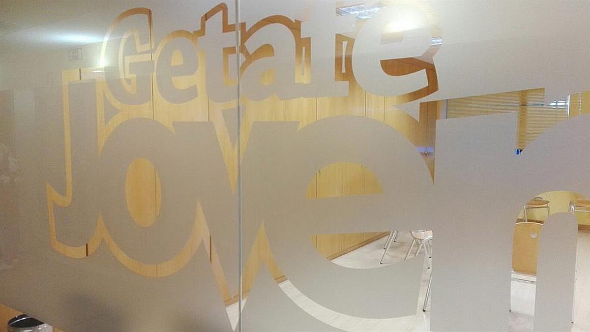 La Junta de Gobierno ha aprobado destinar 10.000 euros dirigidos a jóvenes de 17 a 30 años