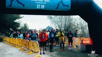 Para participar en la Bee Backyard Trail Los Berrocales