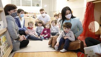 Villacís ha apuntado que el número de alumnos que recibe la ayuda equivale a 17 escuelas infantiles