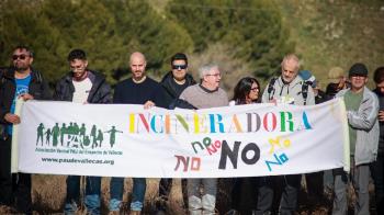 El concejal socialista ha participado en la 5ª marcha por el cierre