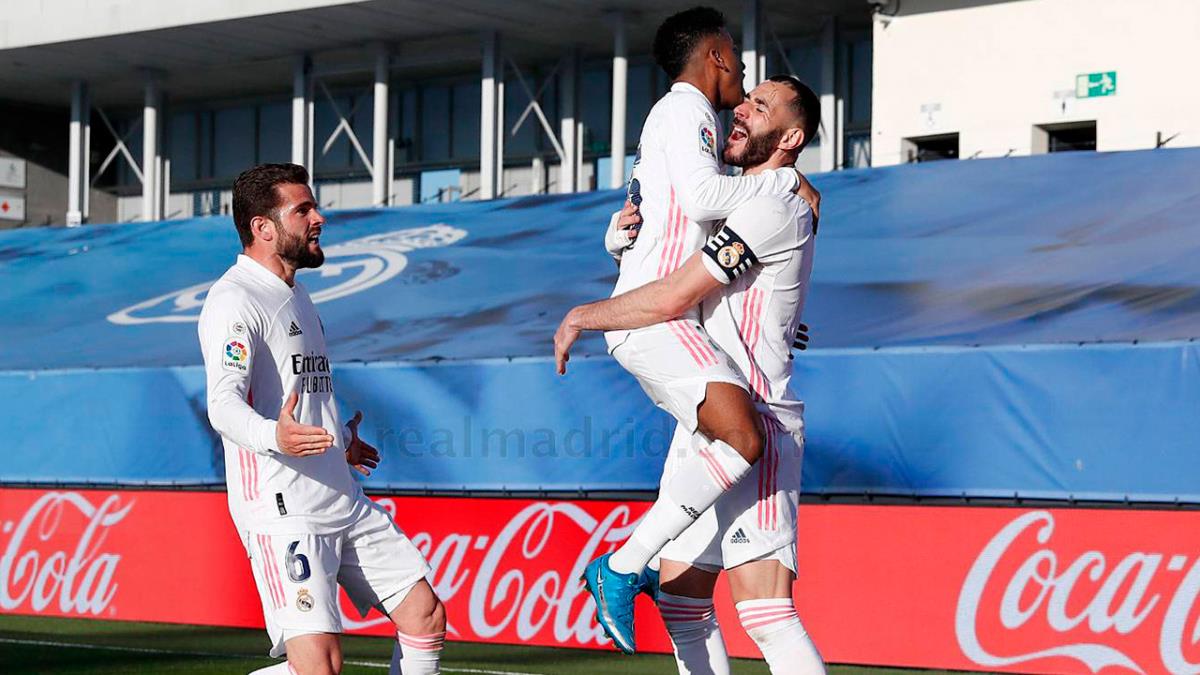 El francés le dio la vuelta al marcador para llevarse tres puntos importantísimos