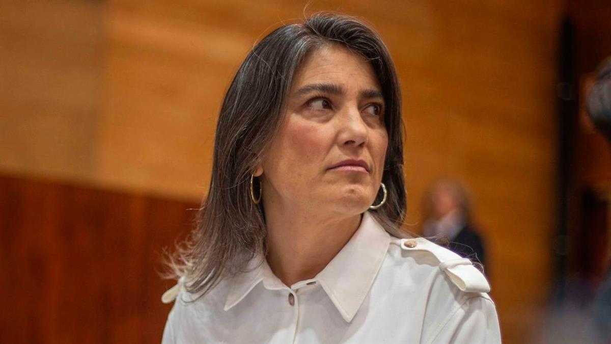 Manuela Bergerot ha recomendado a la presidenta regional que “tenga cuidado”
