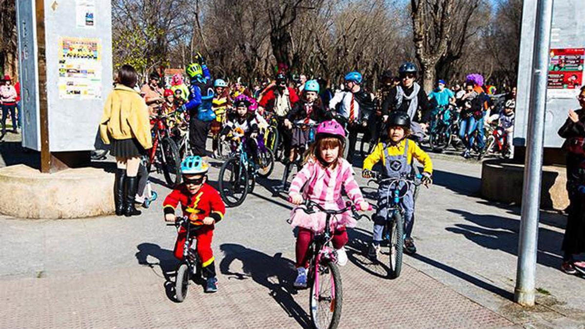 El sábado 19 de febrero a las 11:30 horas tendrá lugar la 'Bicicletada Carnavalesca'
