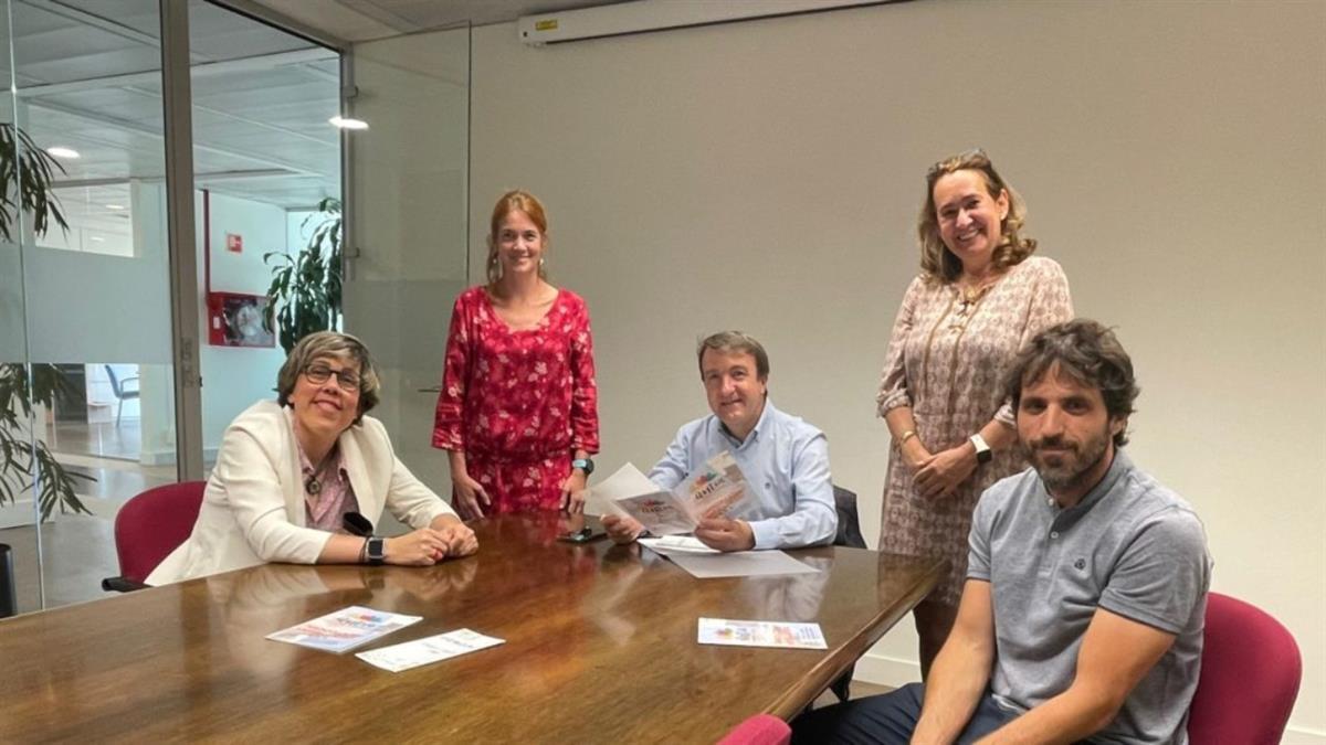 El Ayuntamiento colaborará con las Asociaciones CTNNB1 y  Antía Sueiro
