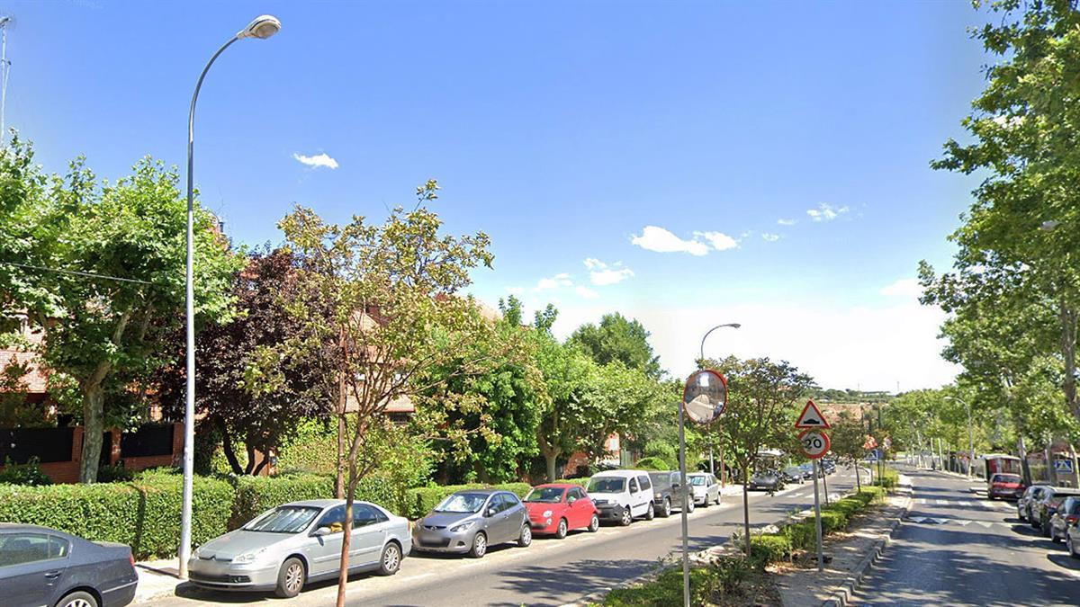 El Ayuntamiento de Boadilla del Monte está poniendo en marcha un plan de ahorro energético que pasa por alumbrar parques y vías públicas con luces LED