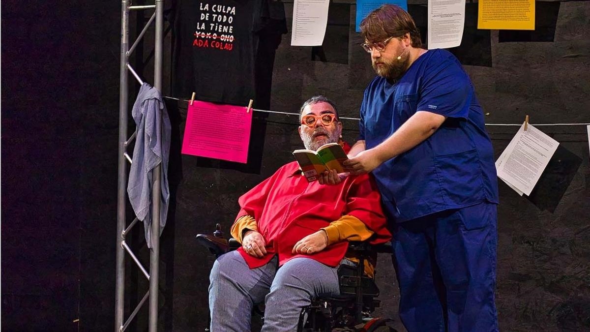 El teatro, los títeres y el circo protagonizan la agenda cultural de la ciudad durante el puente, con propuestas para adultos, familias y público joven
