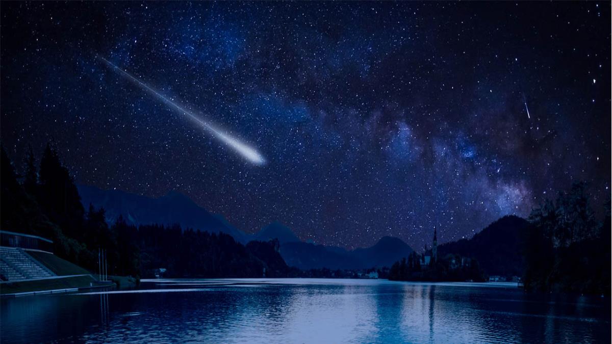 El meteoro, que fue avistado sobre las diez de la noche, cruzó el cielo de la capital